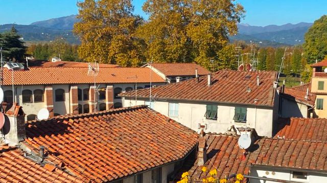 elegante-appartamento-duplex-lucca-terrazzo-panoramico_01